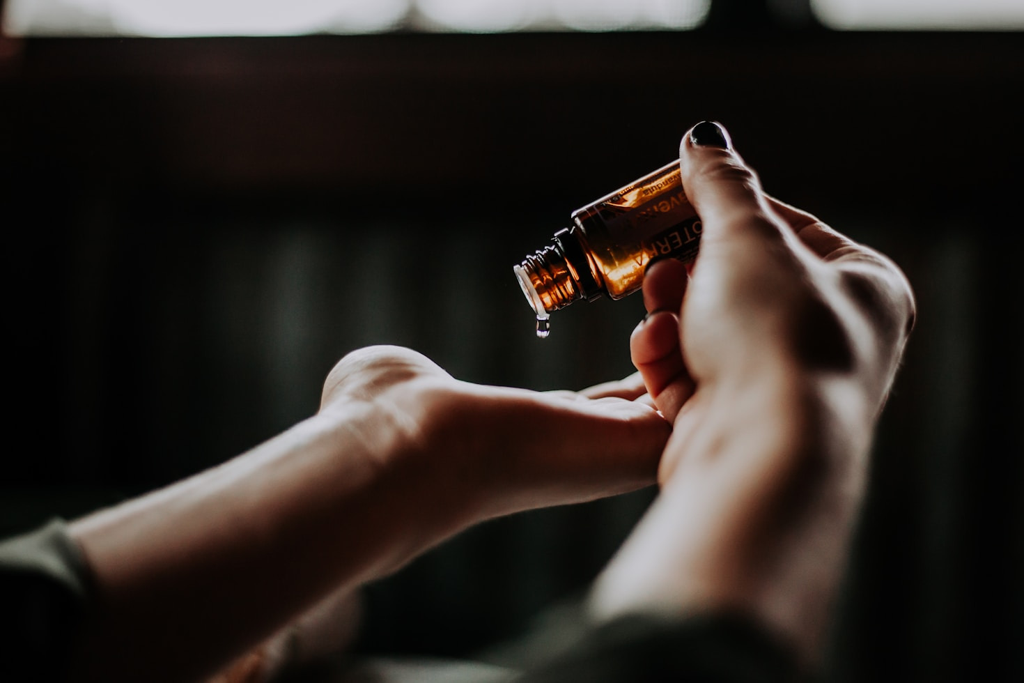 The Connection Between Wellness and Aromatherapy